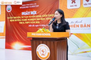 Hướng nghiệp - Phu Xuan School (1)