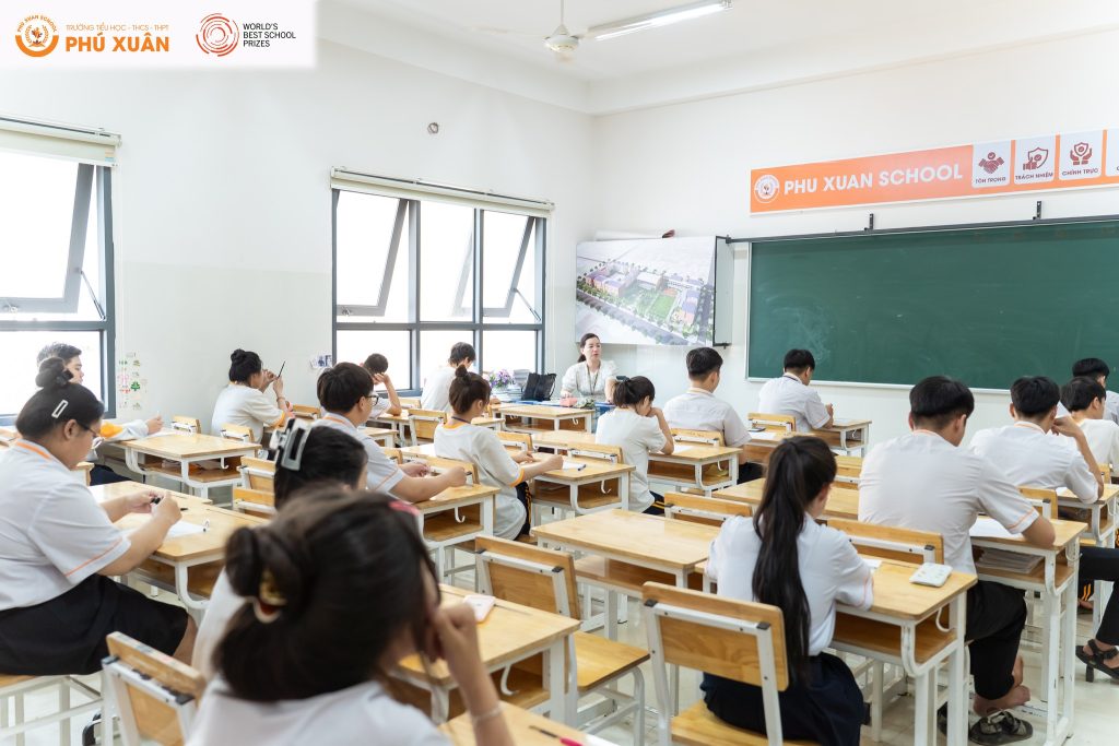 Thi tốt nghiệp - Phu Xuan School