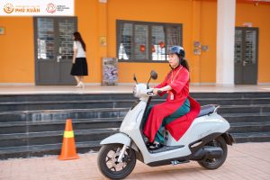 Phủ xanh trường học - Phu Xuan School