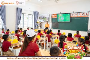 School Tour - Phu Xuan School
